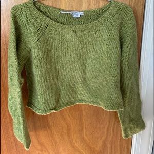 Crop top sweater